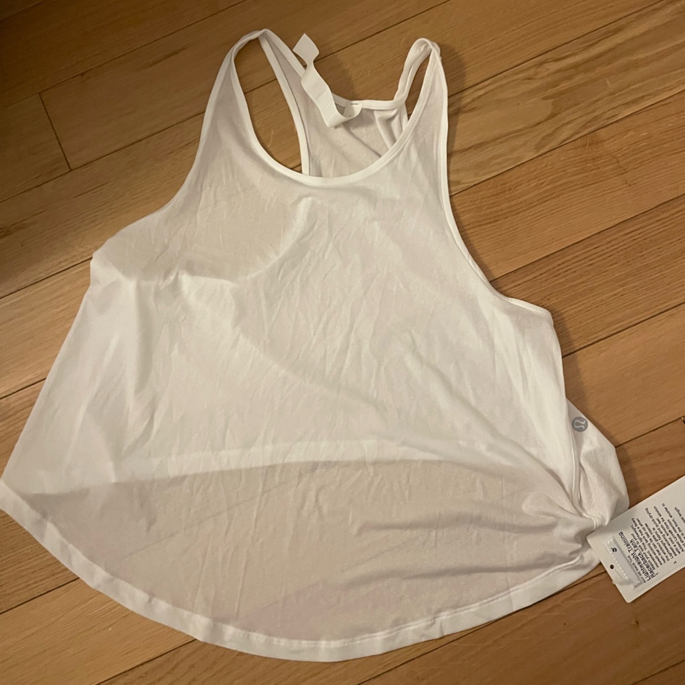 Lululemon sheer muscle tee crop top